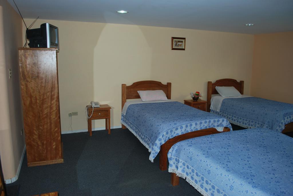 Travellers Inn Quito Bagian luar foto
