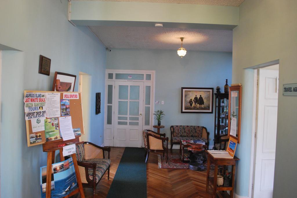 Travellers Inn Quito Bagian luar foto