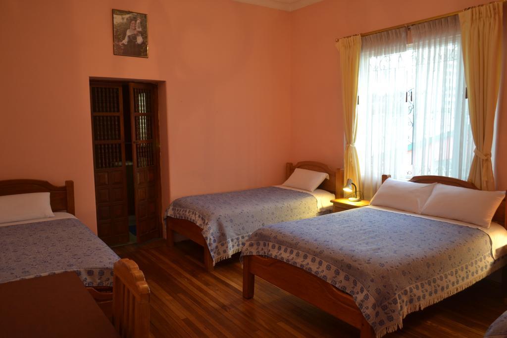 Travellers Inn Quito Bagian luar foto