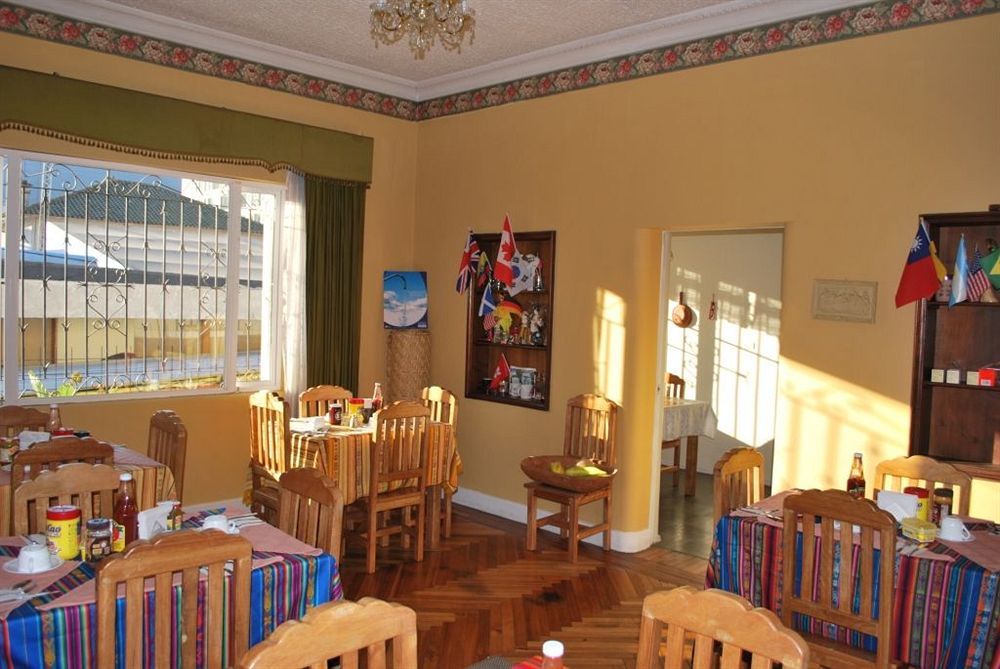 Travellers Inn Quito Bagian luar foto