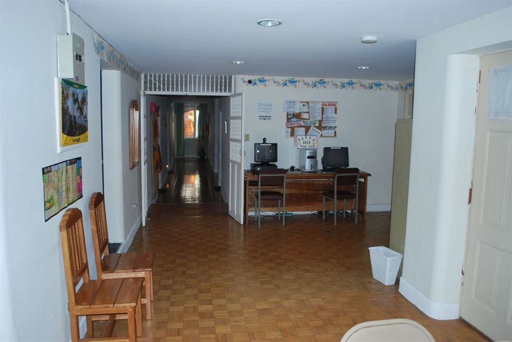 Travellers Inn Quito Bagian luar foto