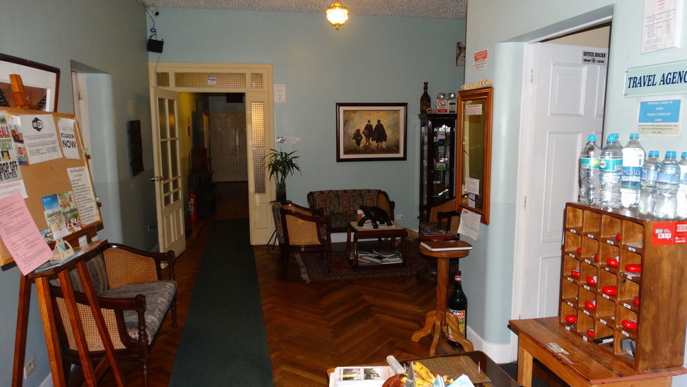Travellers Inn Quito Bagian luar foto