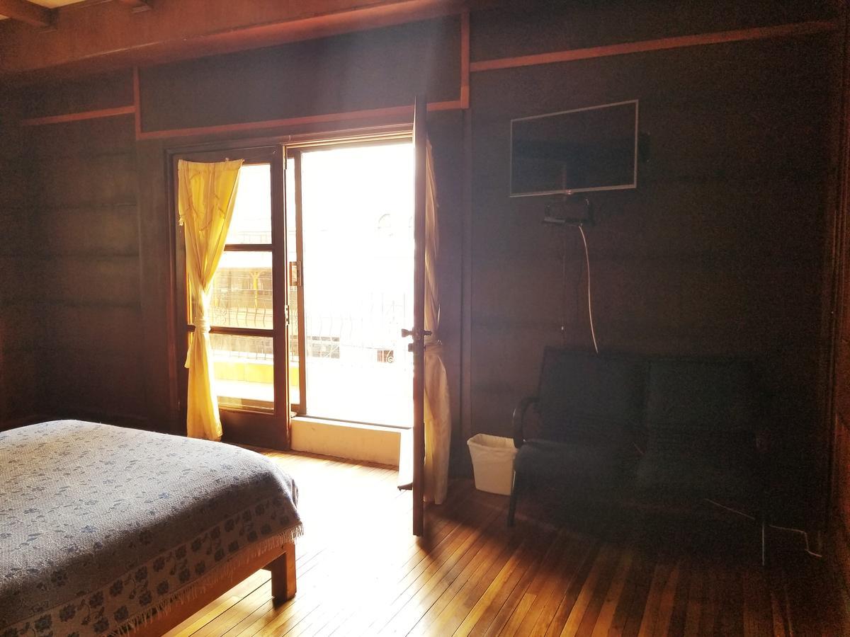 Travellers Inn Quito Bagian luar foto