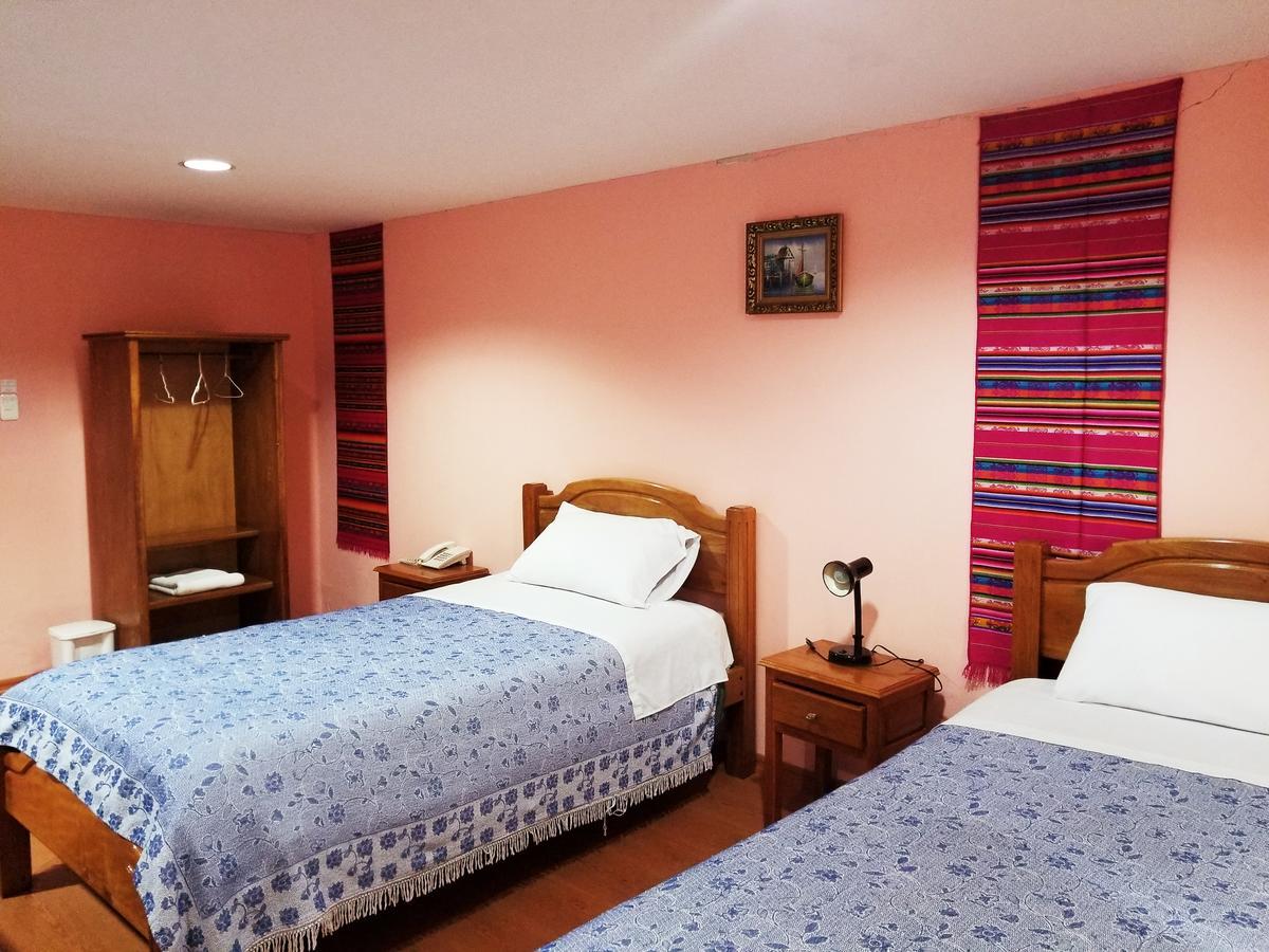 Travellers Inn Quito Bagian luar foto