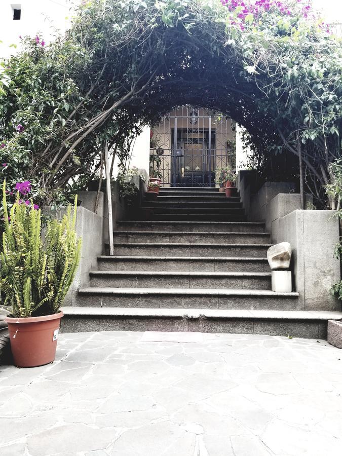 Travellers Inn Quito Bagian luar foto