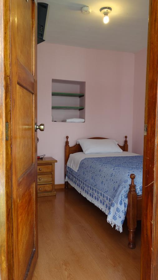 Travellers Inn Quito Bagian luar foto