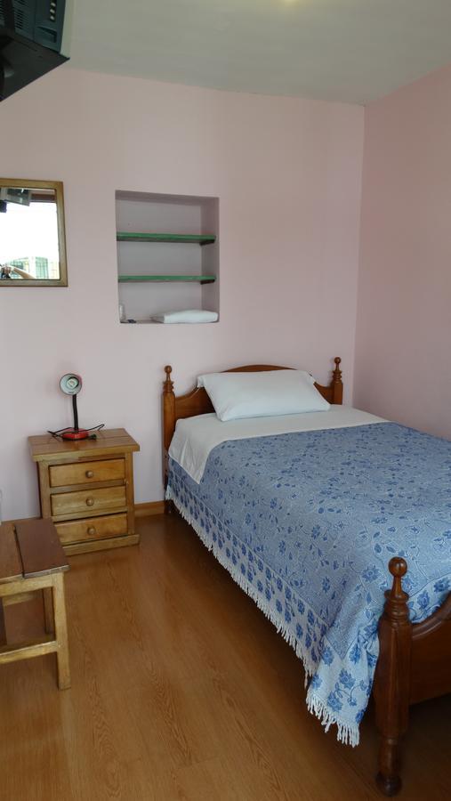 Travellers Inn Quito Bagian luar foto